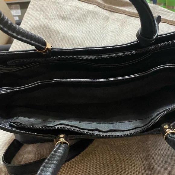 Charles & Keith crossbody & handles purse never used. No tags. - Picture 2 of 5